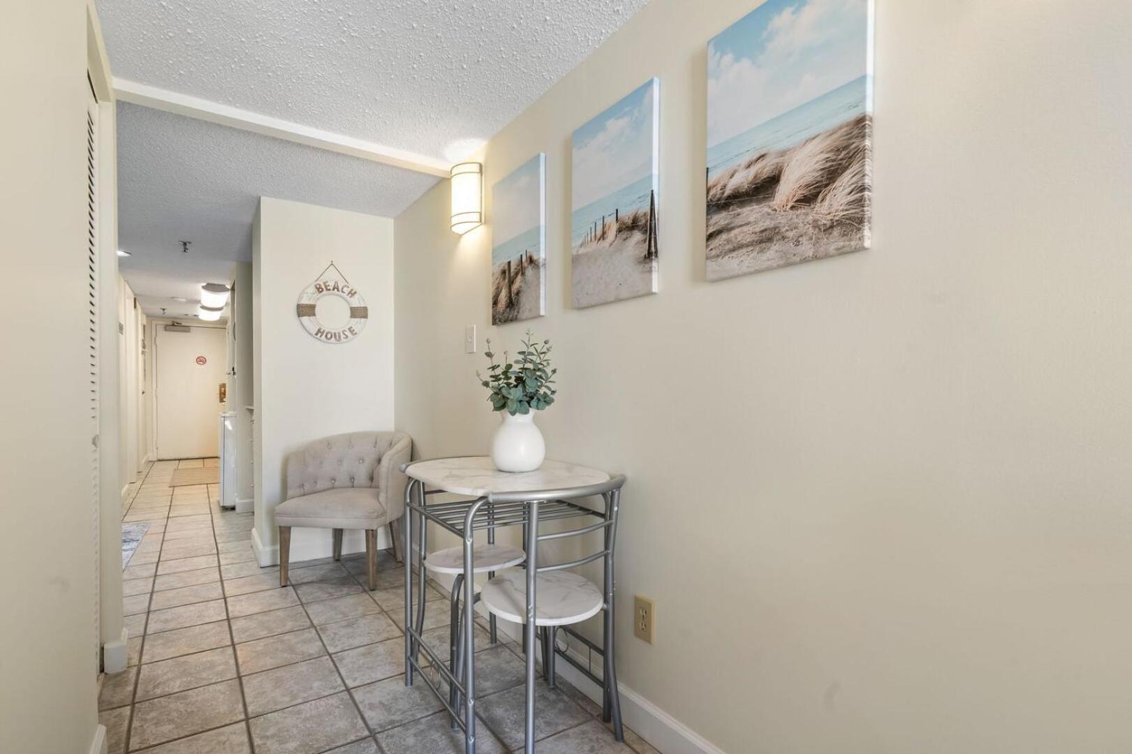 Beautiful 2 Bedroom Apartment In Cherry Grove With Stunning Views Buena Vista 402 미를 비치 외부 사진