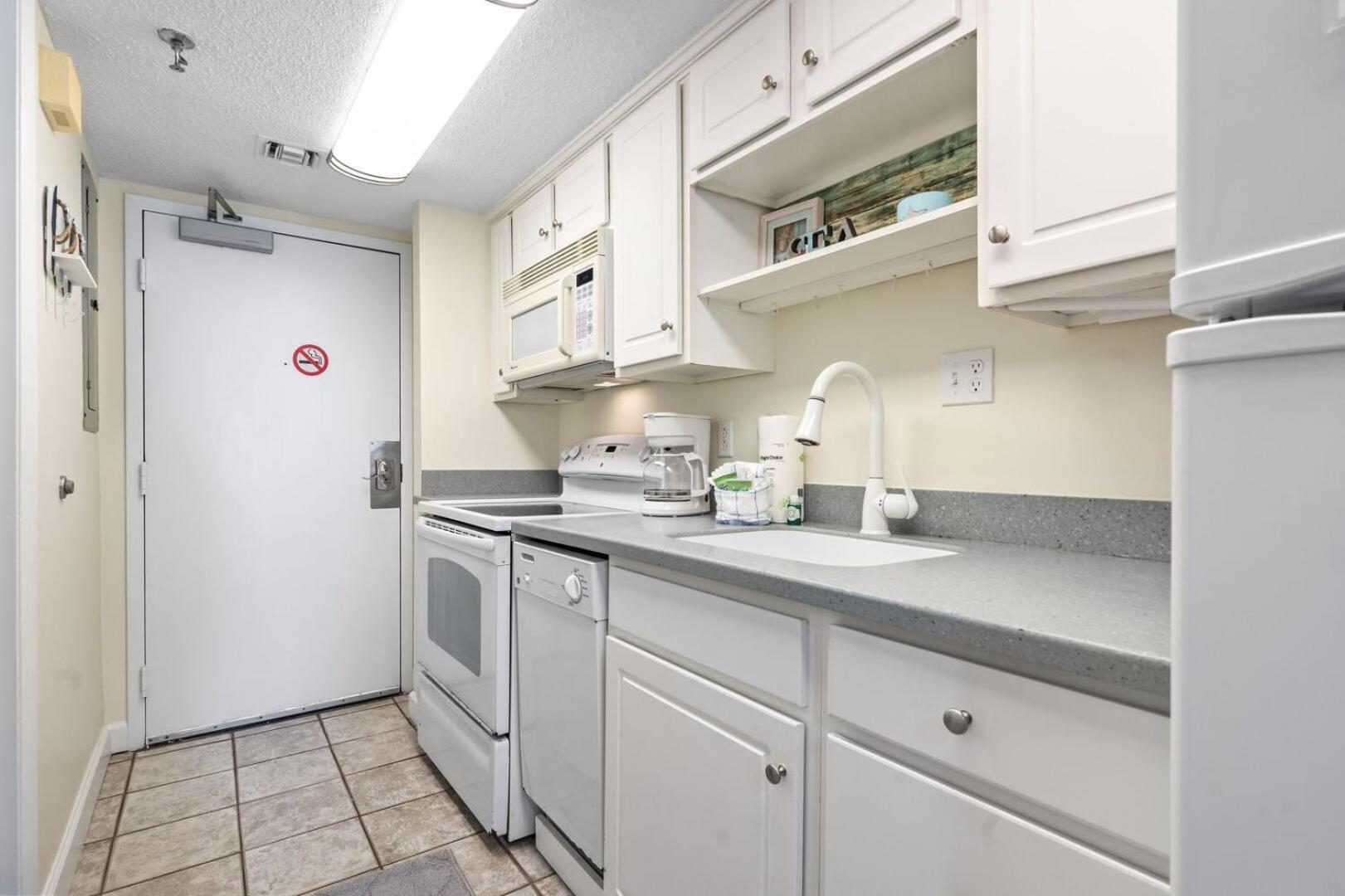 Beautiful 2 Bedroom Apartment In Cherry Grove With Stunning Views Buena Vista 402 미를 비치 외부 사진